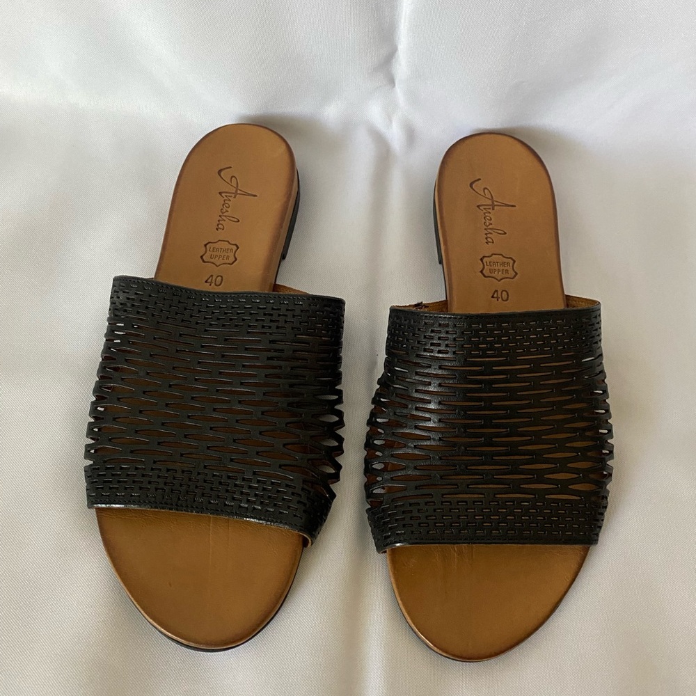 Black Leather Sandals